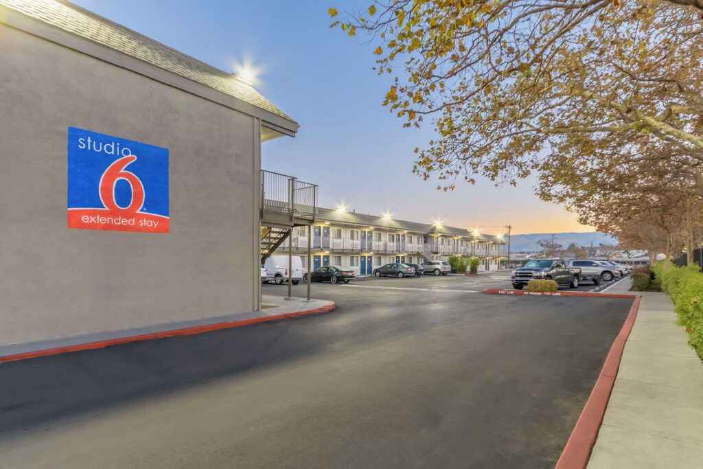 Studio 6 Hayward, Ca  Silicon Valley Gateway